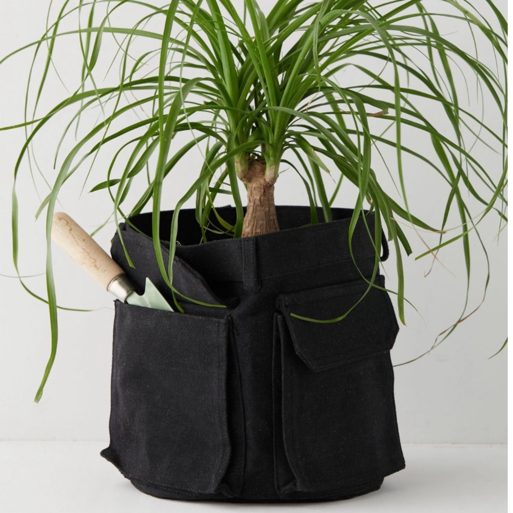 Large Black Planter Cover Cargo